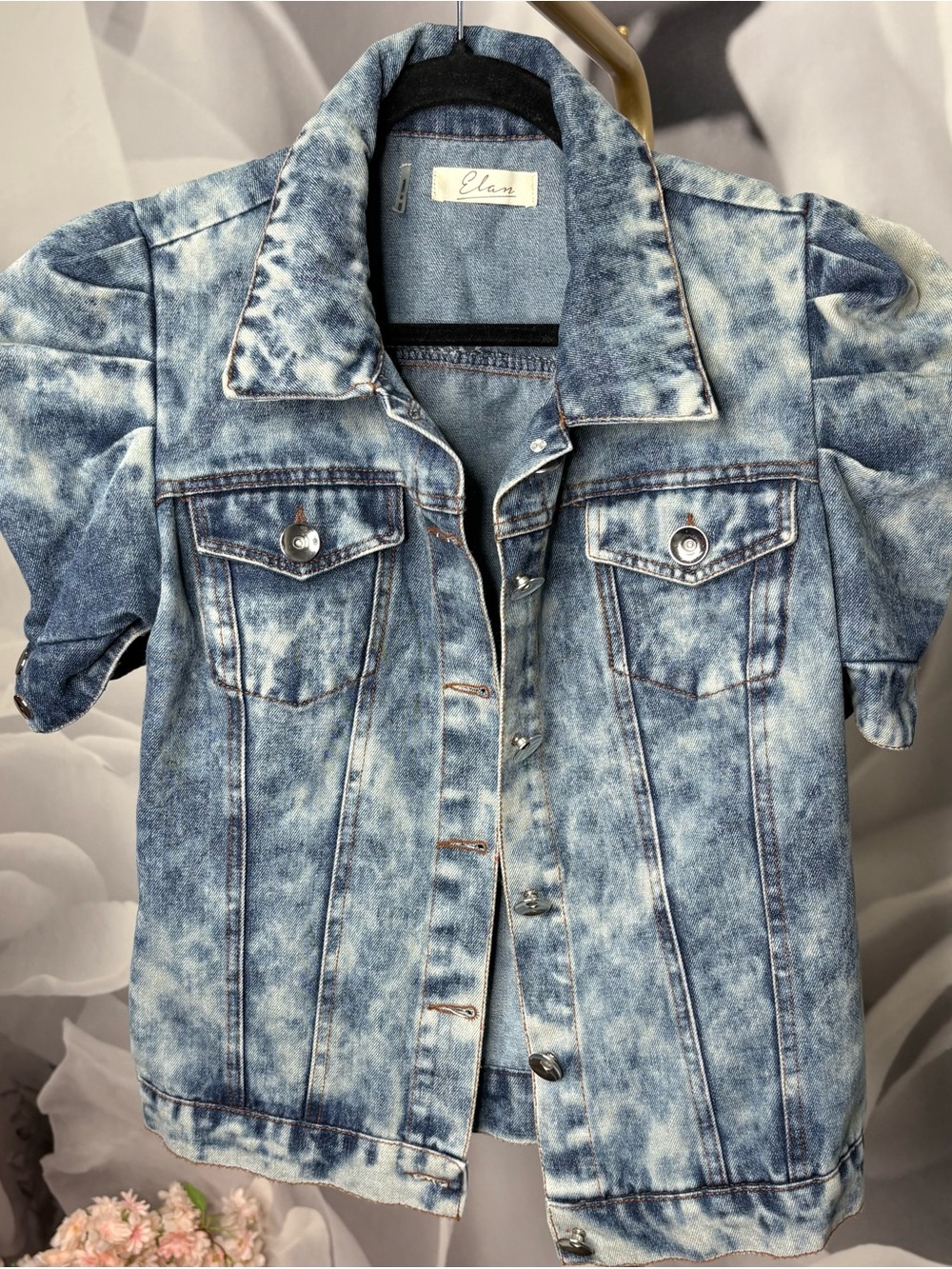 Elan Faded Light Blue Acid-Wash Denim Button-Down Top